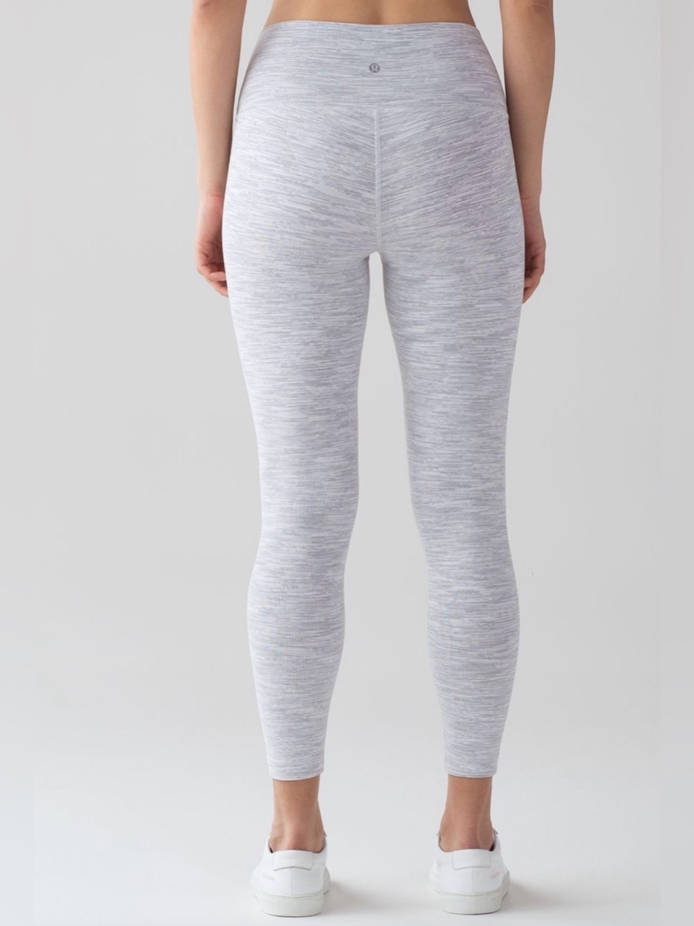 Lululemon Wunder Under Hi-Rise 7/8 Tight *25"
Wee Are From Space Ice Grey Alpine